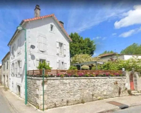 Montemboeuf centre Town House free wifi